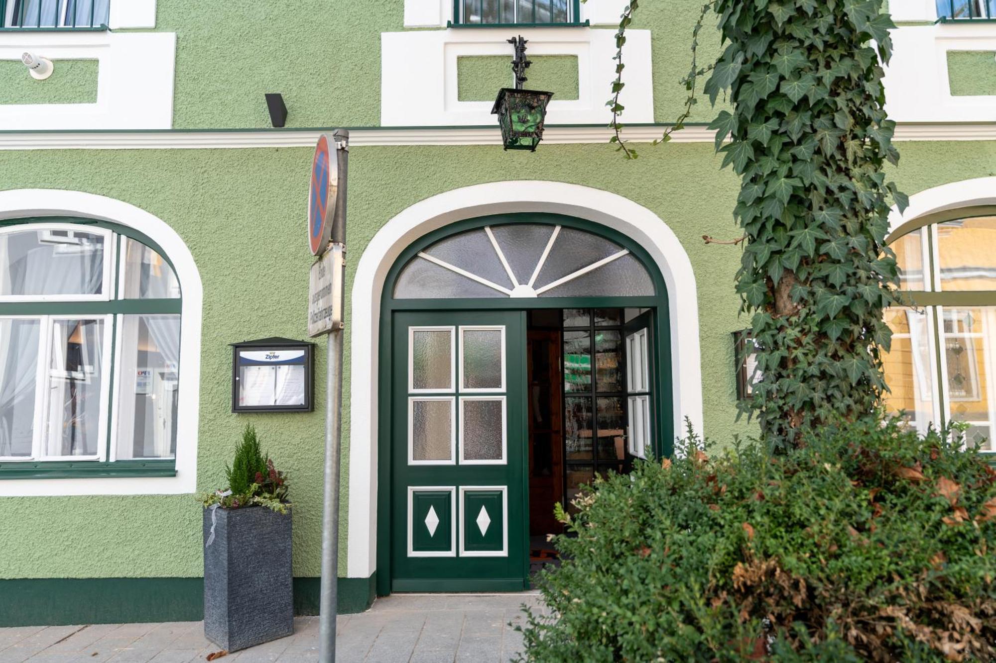 Stadtwirt Bruck Vöcklabruck Buitenkant foto